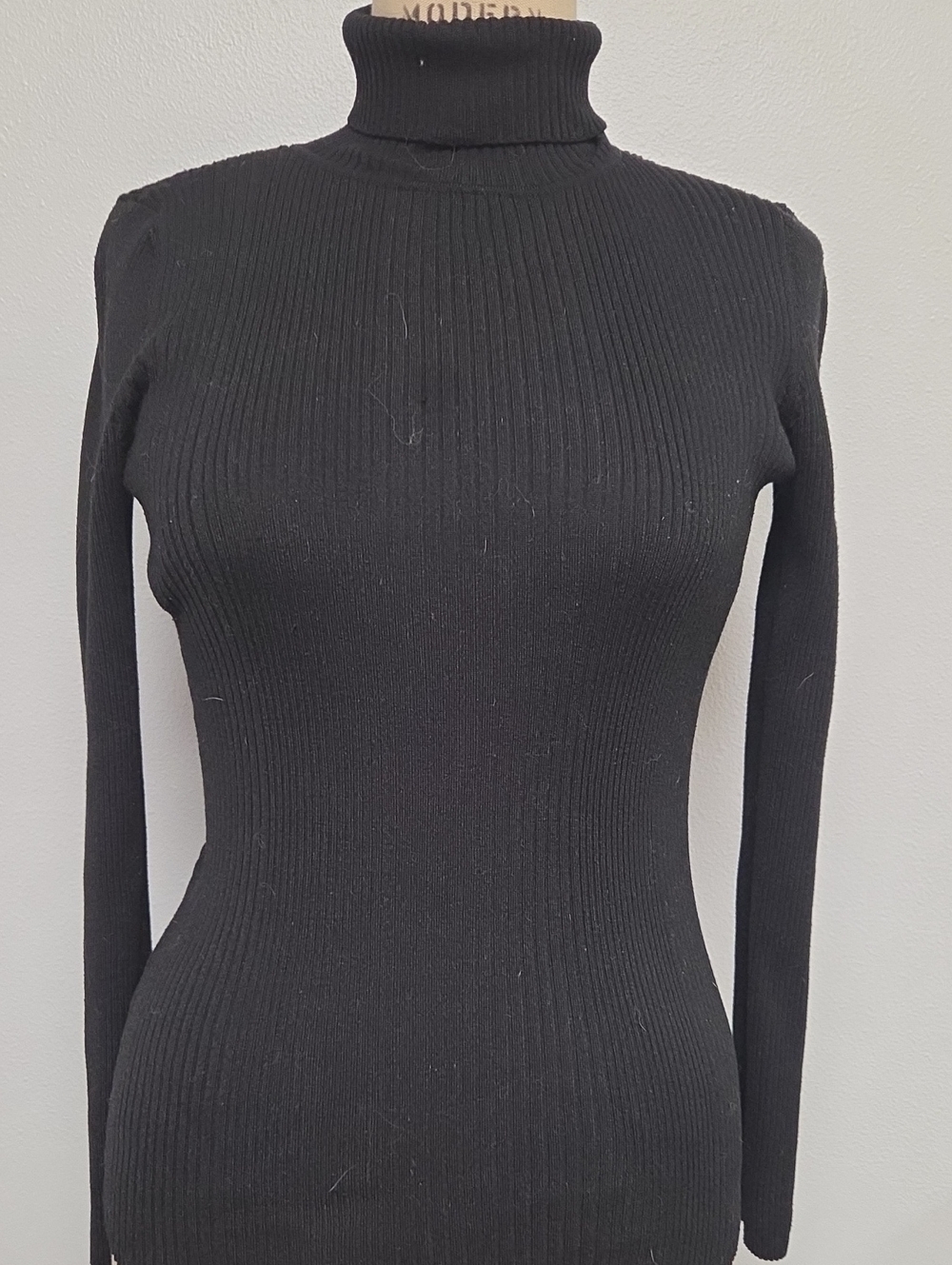 Title Nine Black Ribbed Turtleneck